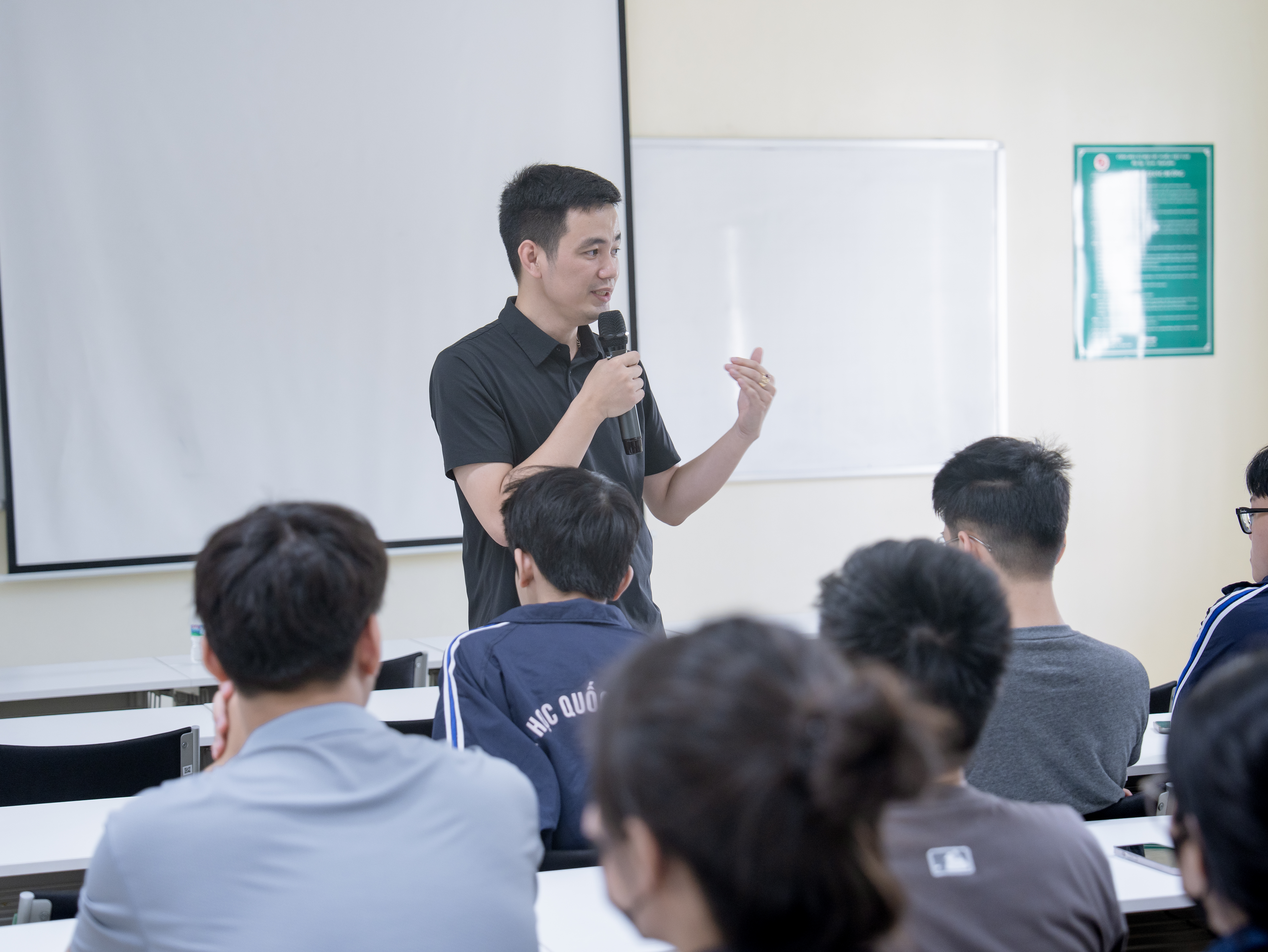 Ông Ngô Ngọc Cường - CEO Rabiloo, diễn giả tại tọa đàm “Câu chuyện khởi nghiệp tại Nhật Bản và góc nhìn kinh doanh trong thời đại AI